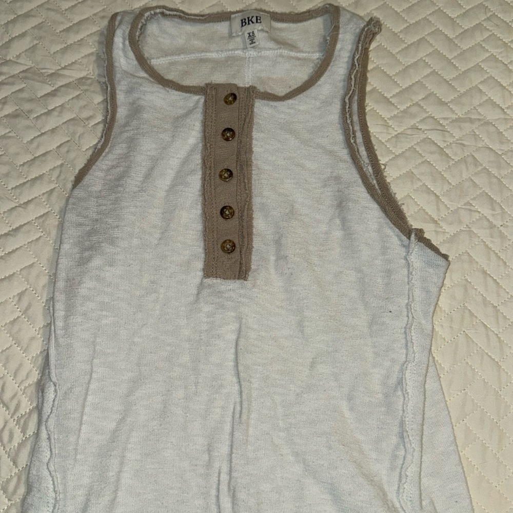 Ladies buckle bke tank